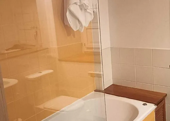 Inn La Giraldilla 3*