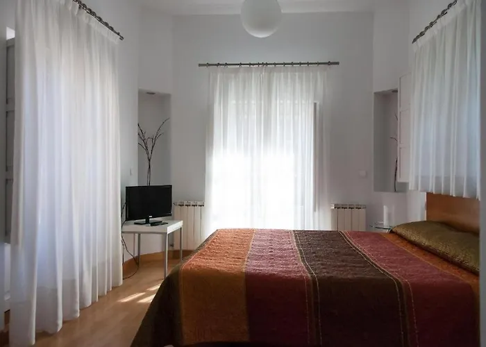 Inn La Giraldilla 3*